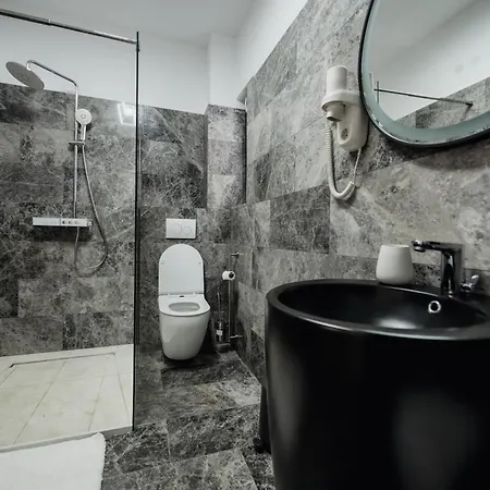 Aristide House Guest house