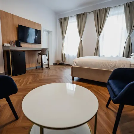Guest house Aristide House