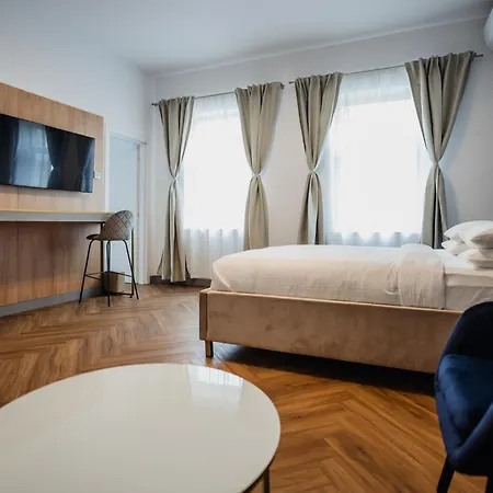 Guest house Aristide House