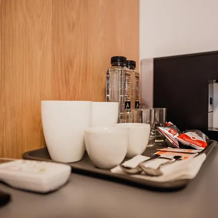 Aristide House Гостевой дом