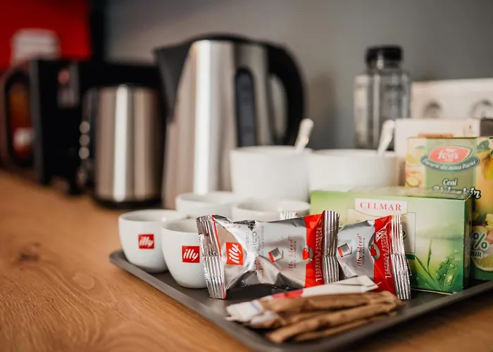 Aristide House Гостьовий будинок 3*