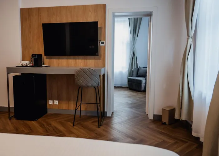 Gasthuis Aristide House 3*