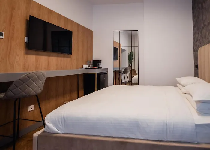 Aristide House Гостьовий будинок Бухарест