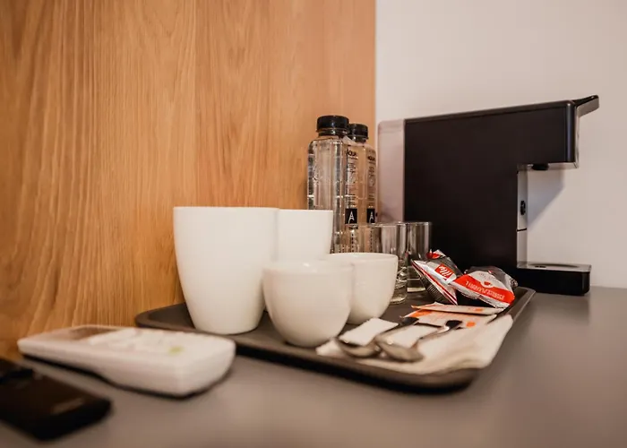 Aristide House Гостьовий будинок