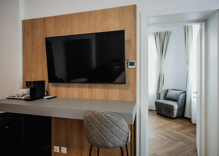 Гостьовий будинок Aristide House