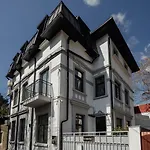 Aristide House Gæstehus 3*