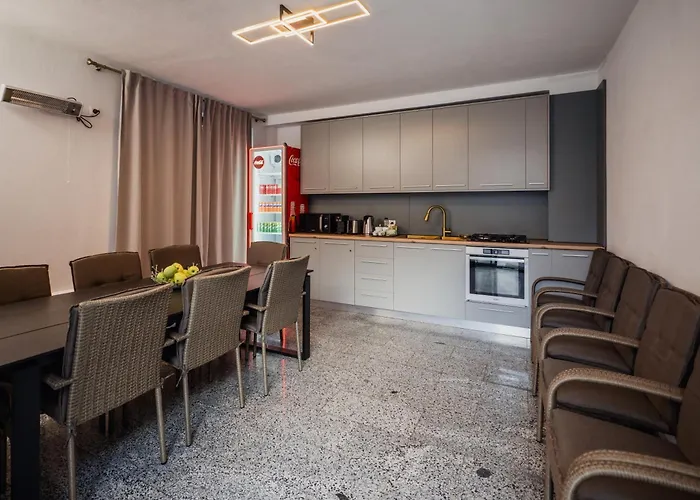 Konukevi Aristide House Bükreş